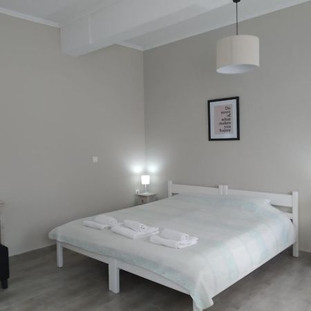 Trousas Apartments Róda Kültér fotó