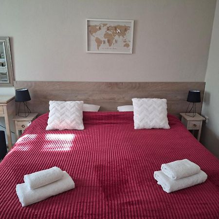 Trousas Apartments Róda Kültér fotó