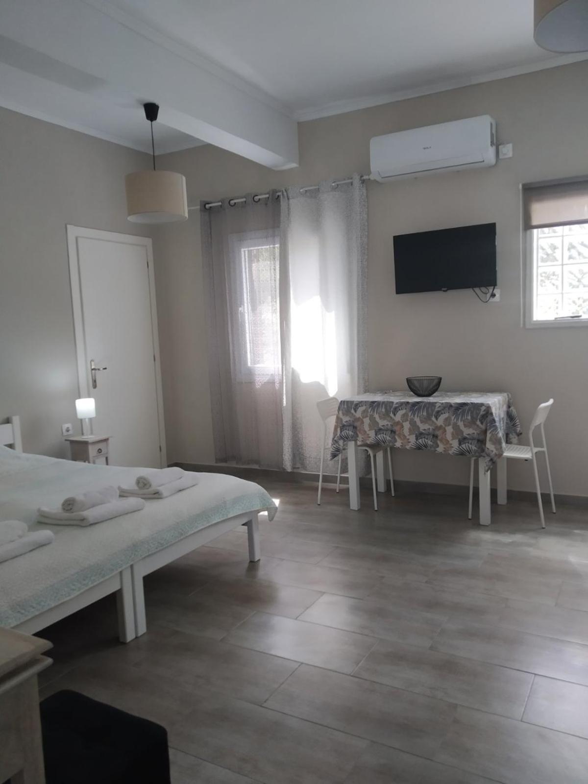 Trousas Apartments Róda Kültér fotó