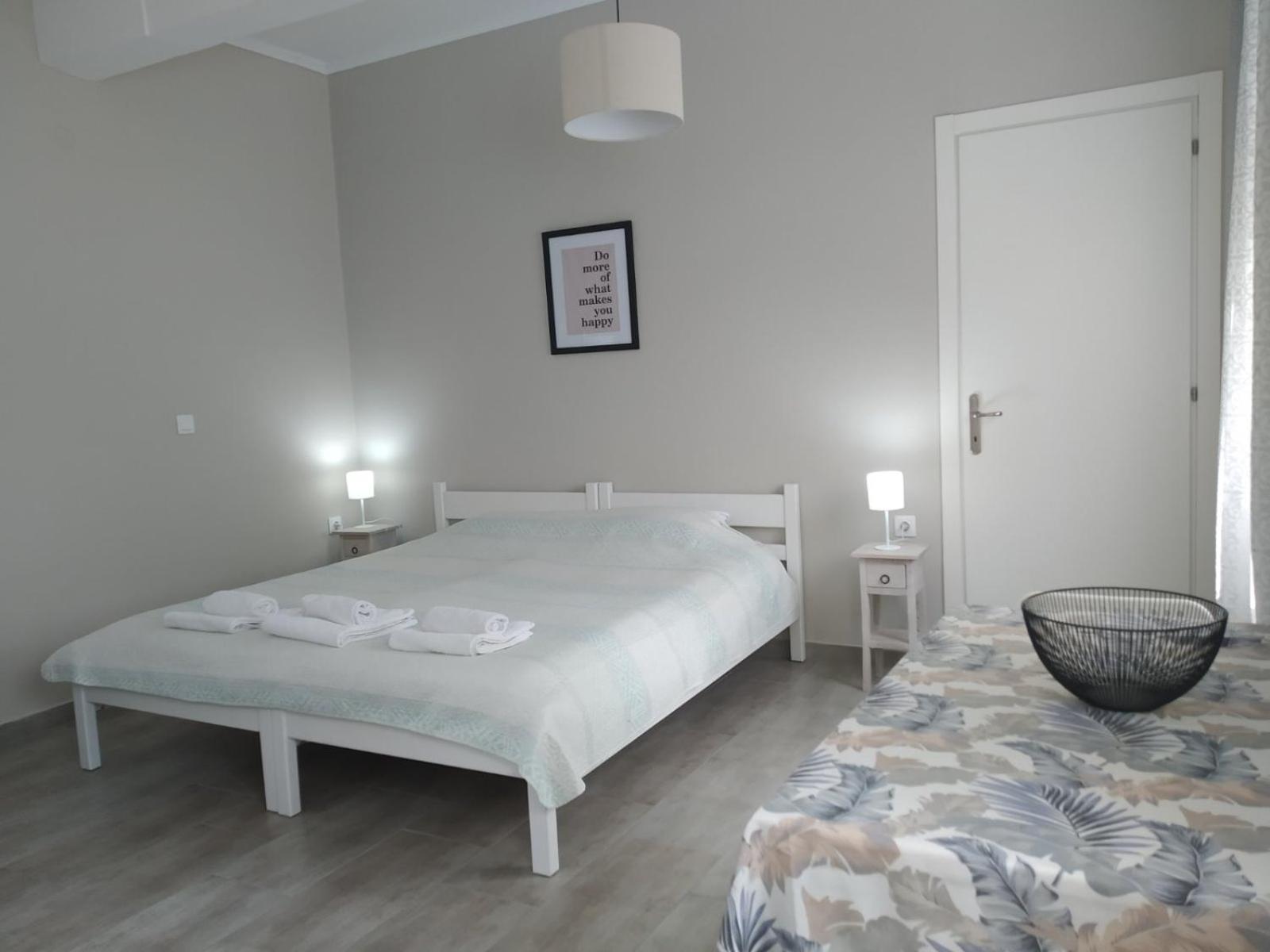Trousas Apartments Róda Kültér fotó
