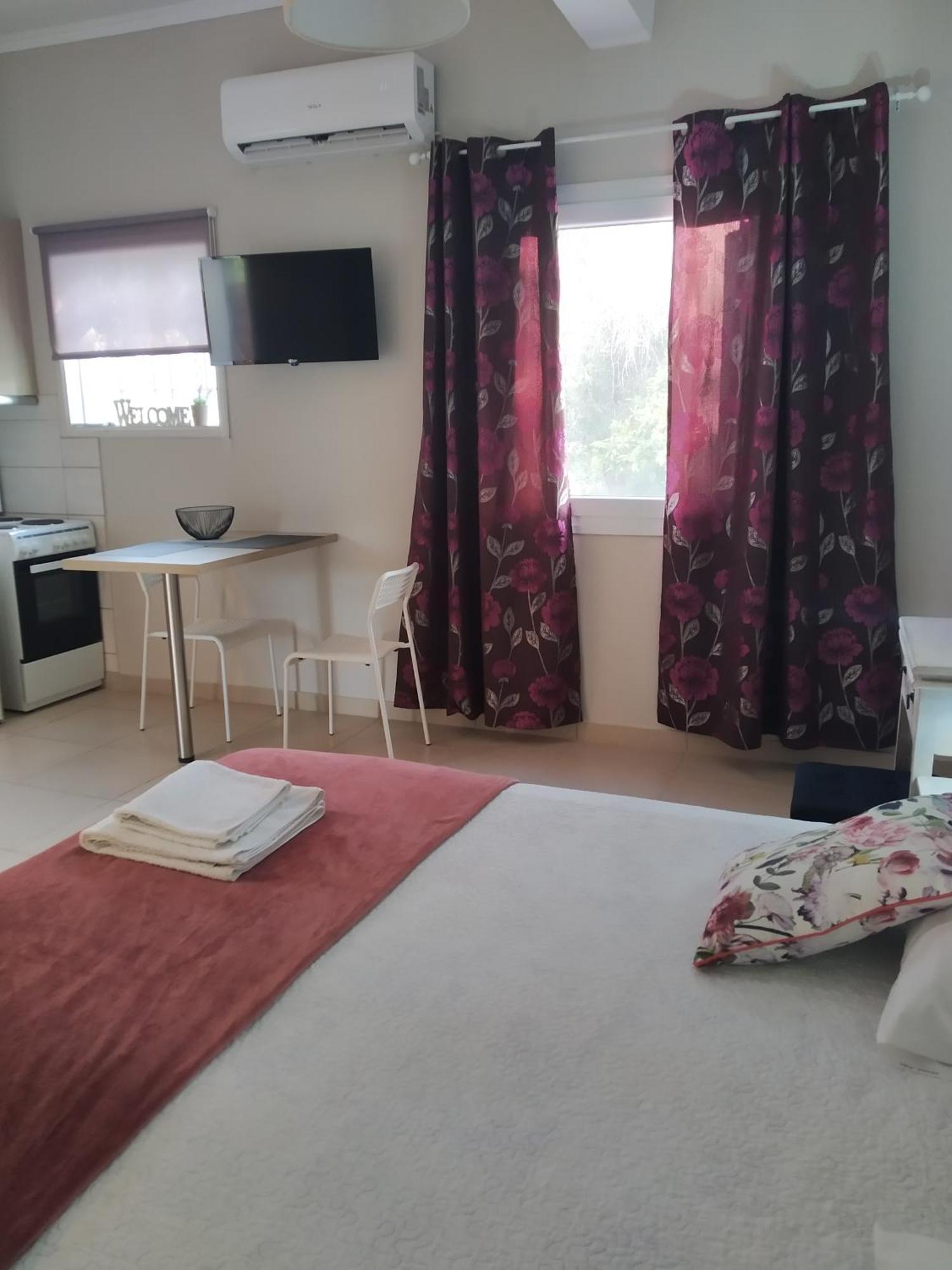 Trousas Apartments Róda Kültér fotó