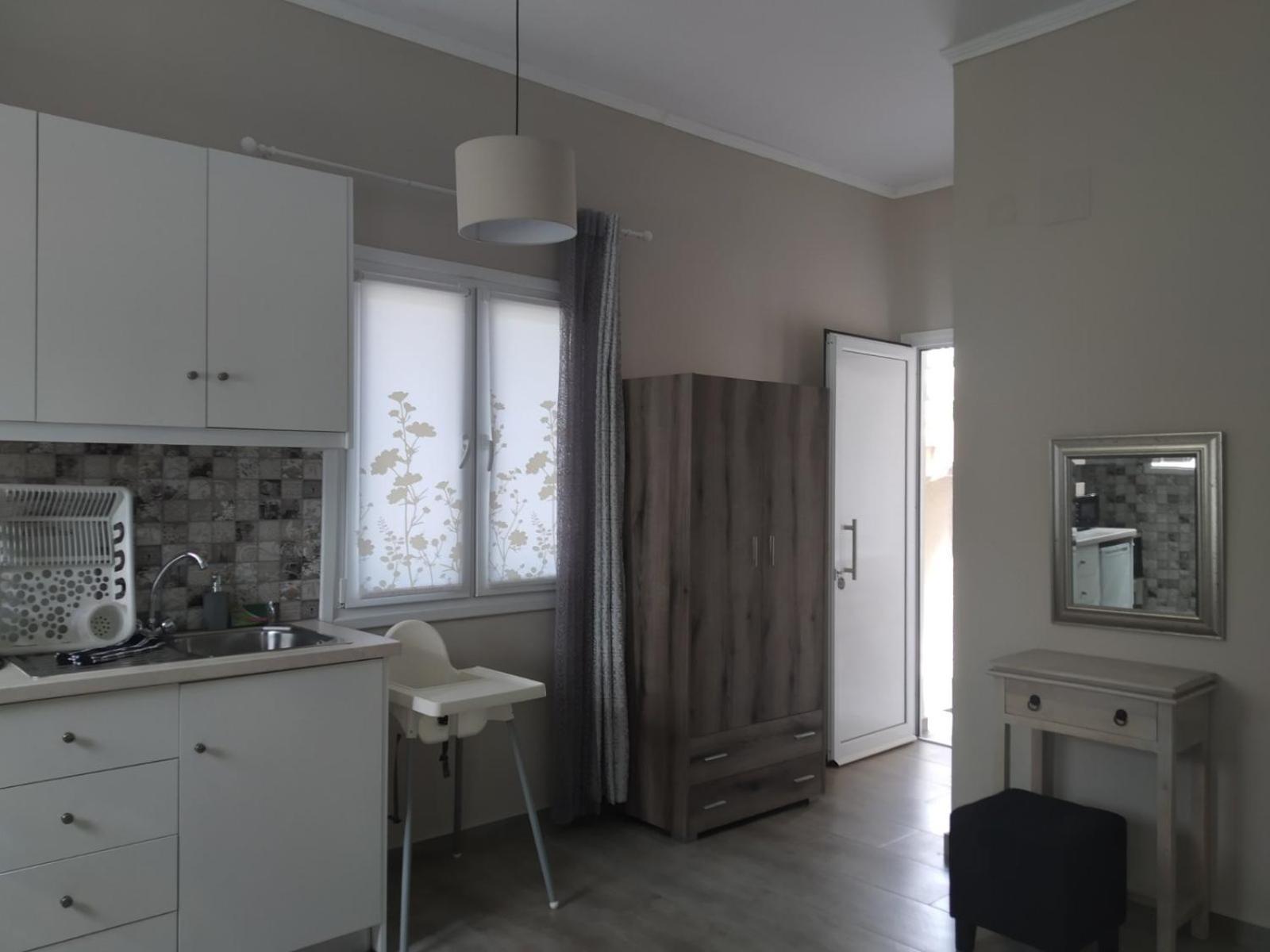 Trousas Apartments Róda Kültér fotó