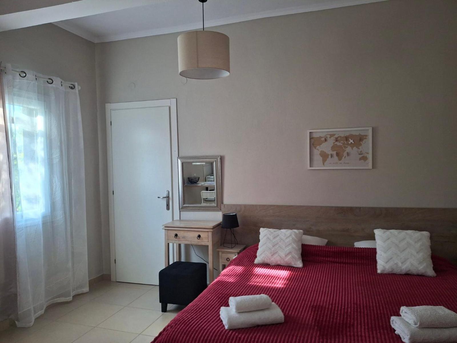 Trousas Apartments Róda Kültér fotó